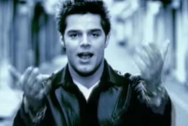 Ricky Martin - María - Official Music Video