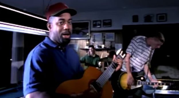 Hootie And The Blowfish - Only Wanna Be With You - Official Music Video