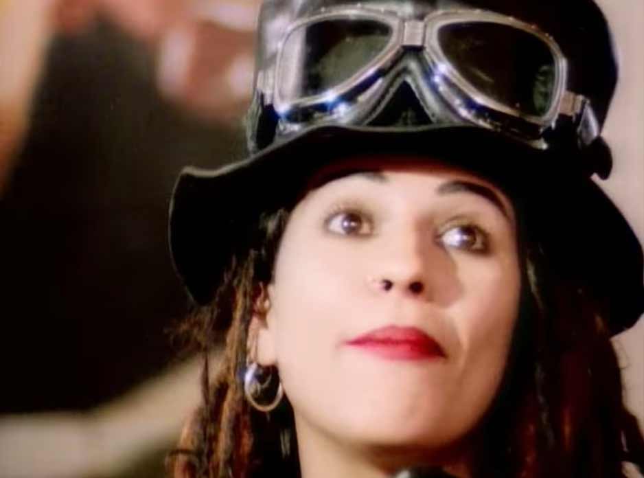 4 Non Blondes - What's Up - Official Music Video