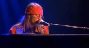 Guns N' Roses - November Rain - Official Music Video