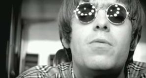 Oasis - Wonderwall - Official Music Video