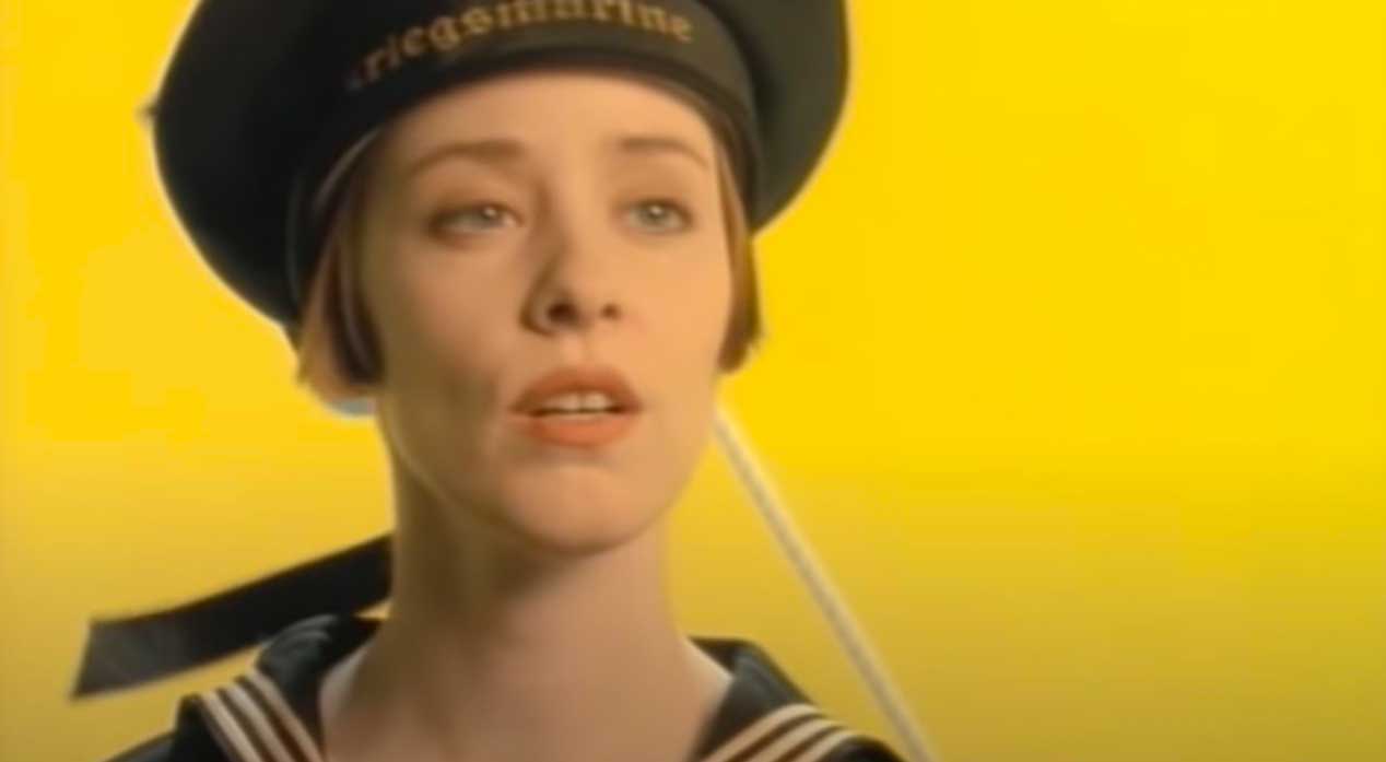 Suzanne Vega - Book Of Dreams - Official Music Video